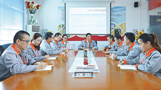 二十年の風雨砥とウォールスプリングがアジアバネ王國をつくる。